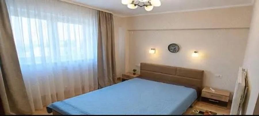 Apartament cu 2 camere decomandat, mobilat în Casa de Cultură