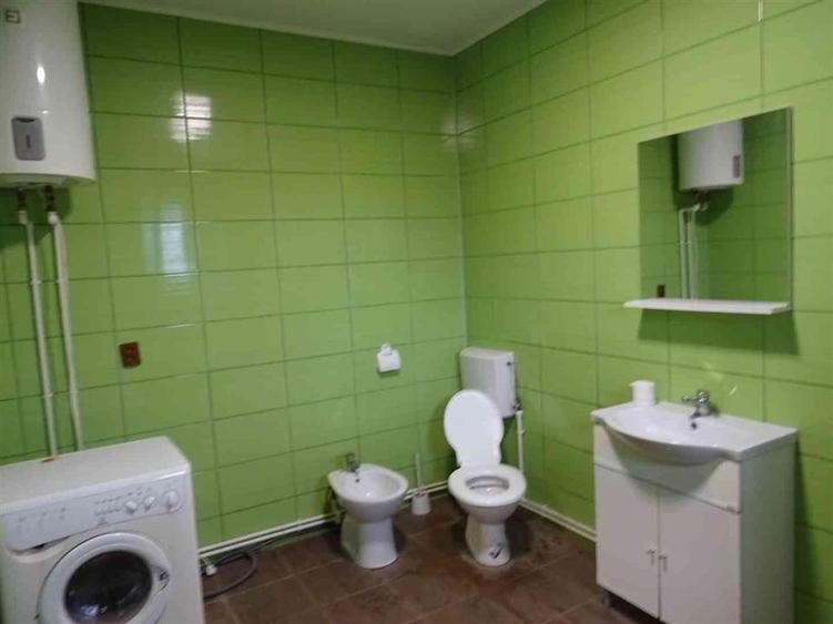 Casă individuală cu 5 camere cu Canalizare în Centură