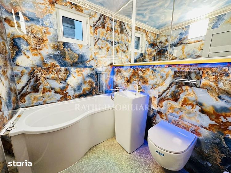 Casă cu 5 camere cu Teren 15 Mp în Rogerius