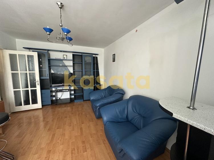 Apartament cu 3 camere decomandat, mobilat în Drumul Taberei