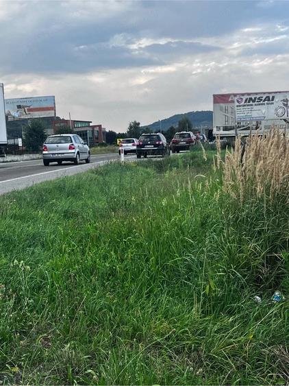 Teren de 2300 mp, în Viișoara