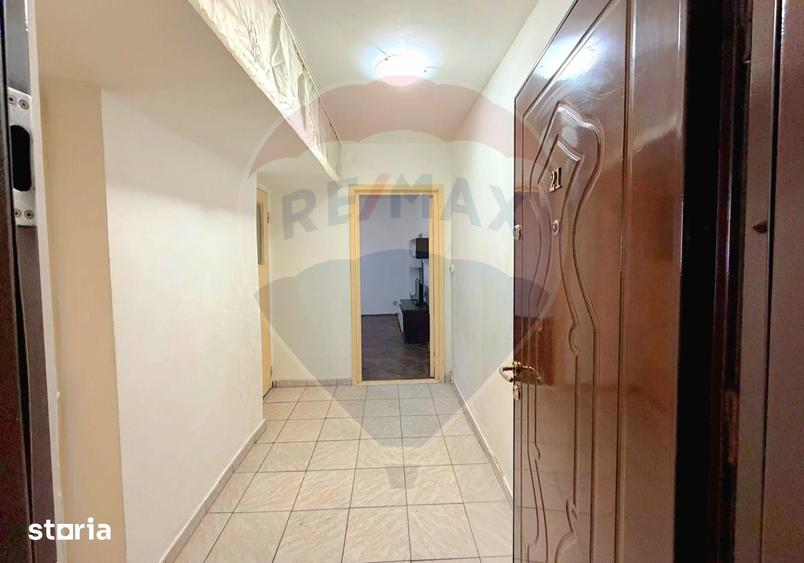 Apartament cu 2 camere nedecomandat în Tache