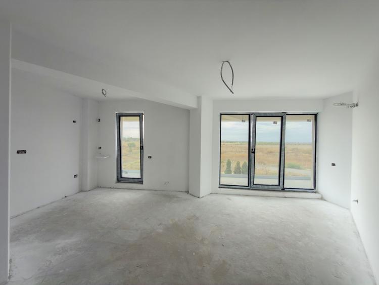 Apartament cu 3 camere decomandat în Tomis Plus