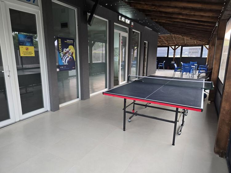 Casa + spatiu comercial - 1