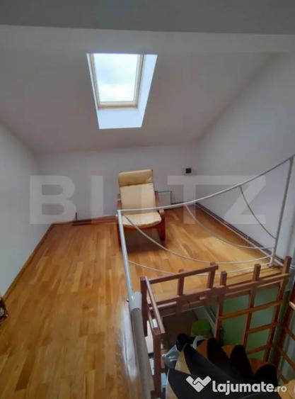 Casă cu 4 camere cu Teren 1500 Mp în Malu Mare