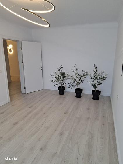Apartament cu 3 camere în Orizont