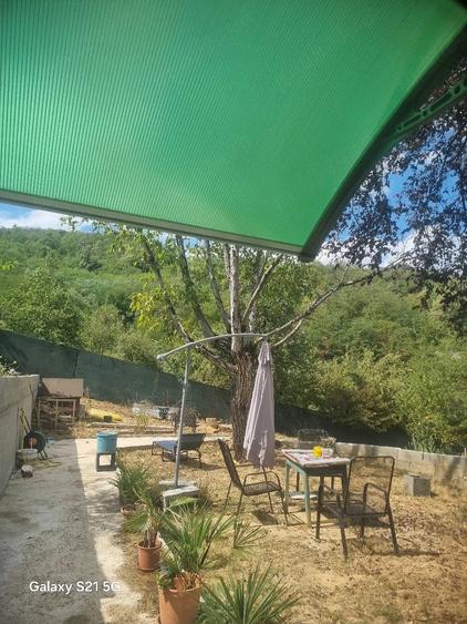 Casă cu 2 camere cu Teren 870 Mp în Central
