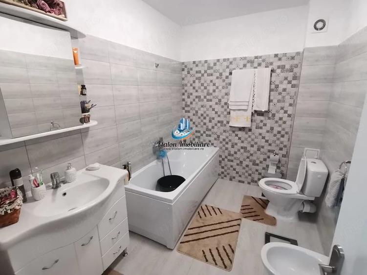 Apartament cu 2 camere decomandat în Est