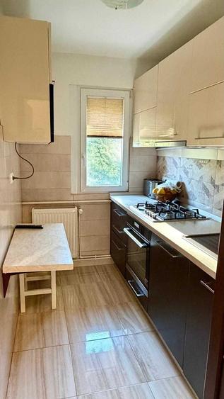 Apartament cu 2 camere semidecomandat în Est