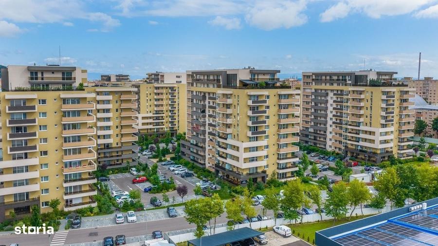 Apartament cu 4 camere decomandat în Astra