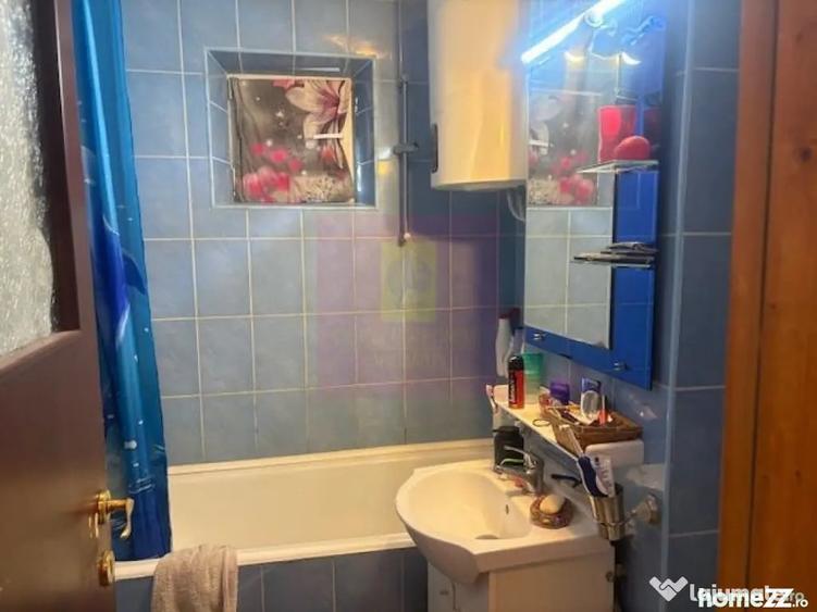 Apartament cu 3 camere decomandat în Morarilor