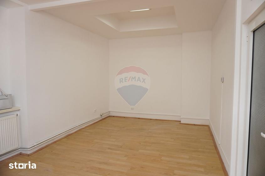 Spațiu comercial, de 23.7 mp, în Ultracentral