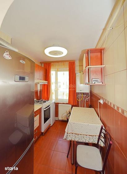 Apartament cu 2 camere în Podu Roș