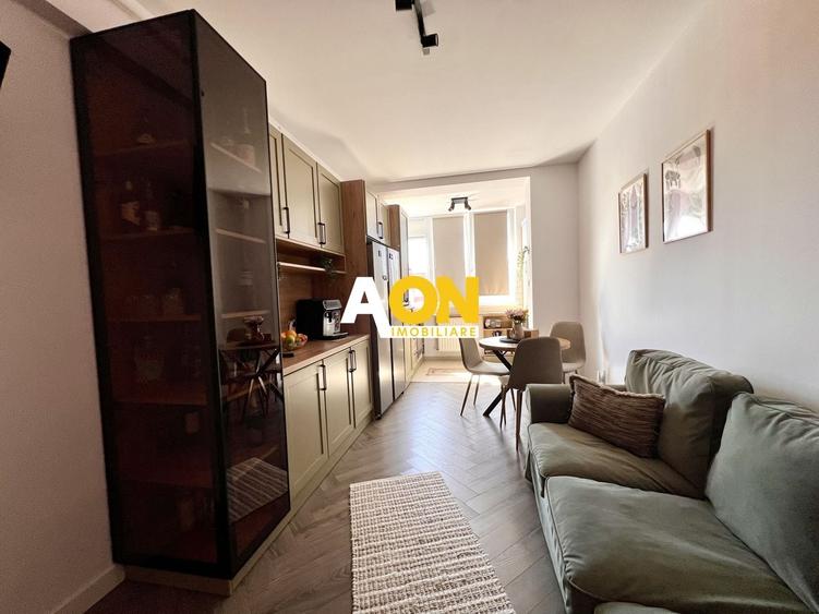 Apartament cu 3 camere decomandat, mobilat în Ultracentral