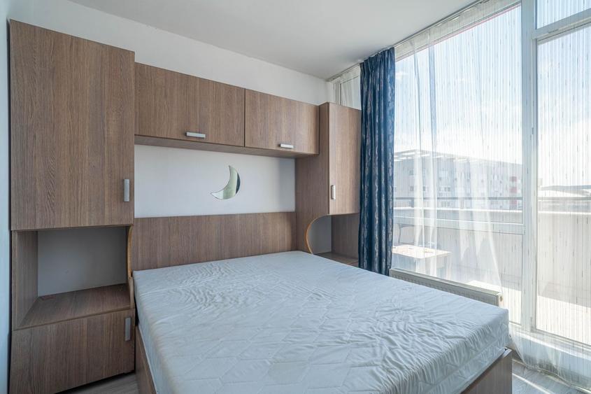 Penthouse cu 2 camere decomandat, mobilat în UTA