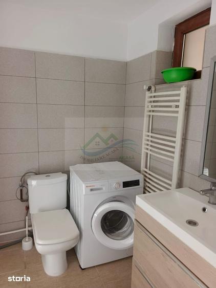 Casă cu 4 camere cu Teren 500 Mp în Valea Moldovei