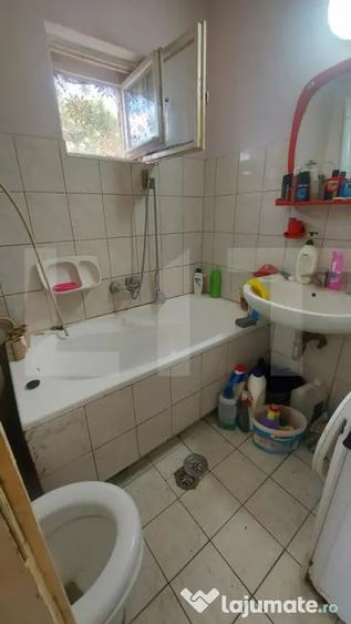 Casă cu 3 camere cu Teren 2800 Mp în Aninoasa