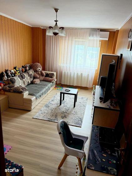 Apartament cu 4 camere în Central
