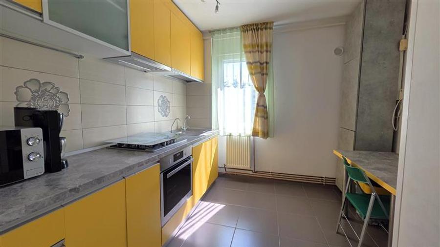 Apartament cu 2 camere semidecomandat, mobilat în Astra