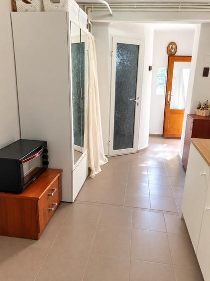Casă individuală cu 3 camere cu Canalizare în Ultracentral