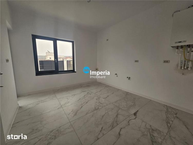 Casă cu 5 camere cu Teren 350 Mp în Bârnova