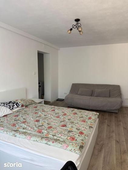 Apartament cu 2 camere semidecomandat, mobilat în P-ța Unirii