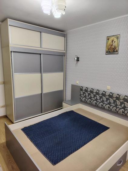 Apartament cu 2 camere semidecomandat, mobilat în Vest