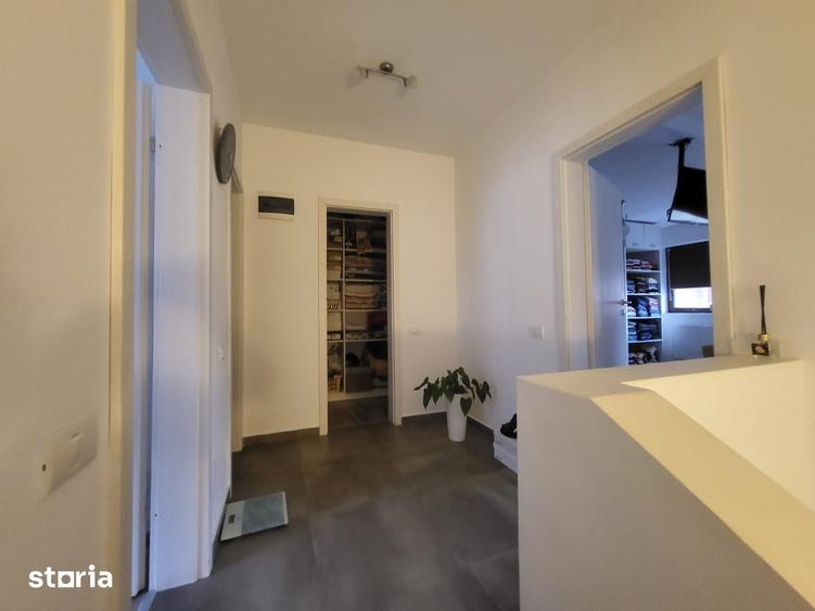 Casă cu 3 camere cu Teren 125 Mp în Central