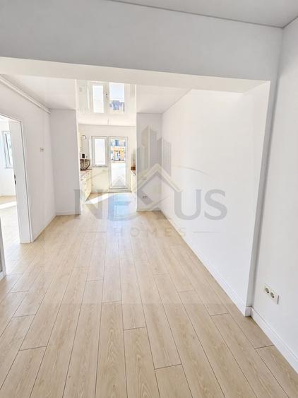 Apartament cu 2 camere semidecomandat, mobilat în Sud