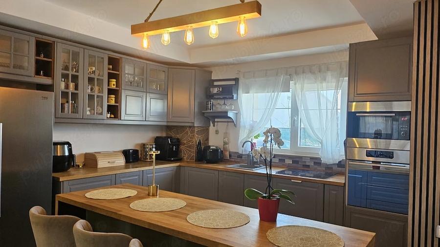 Casă cu 4 camere cu Teren 90 Mp în Tunari