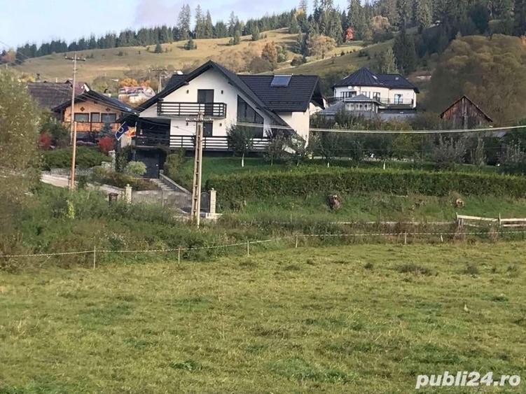 Teren de 8890 mp, în Central