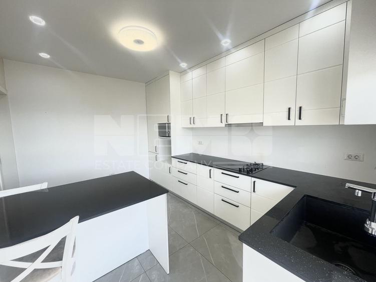 Casă individuală cu 5 camere cu Teren 210 Mp în Vest