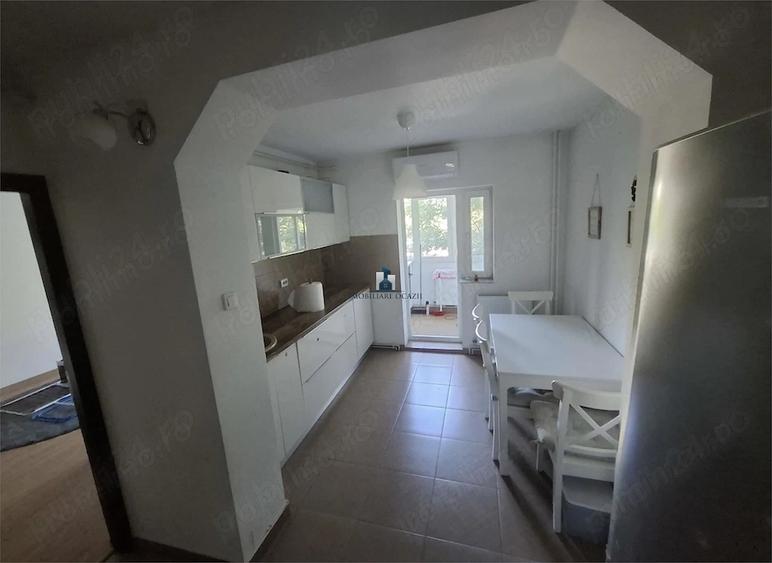 Apartament cu 2 camere decomandat în Apărătorii Patriei