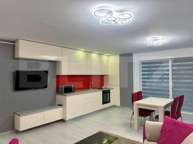 Apartament cu 3 camere decomandat, mobilat în Unirii