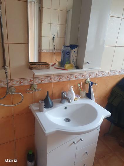 Casă cu 3 camere cu Teren 2600 Mp în Brădeni