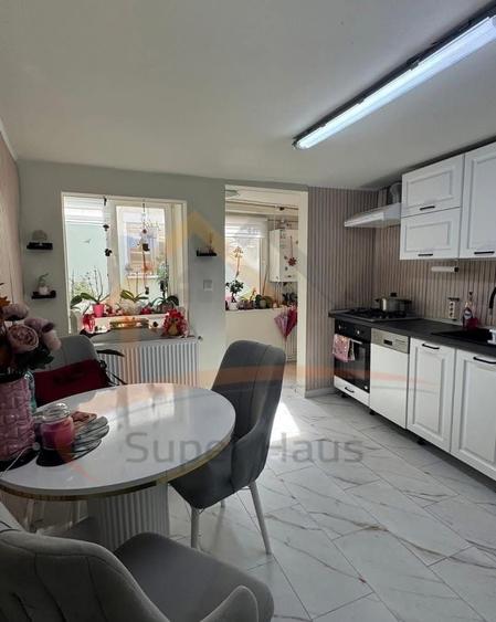 Casă cu 3 camere în Central