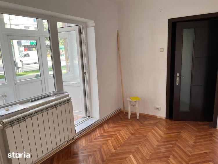 Spațiu comercial, de 20 mp, în Central