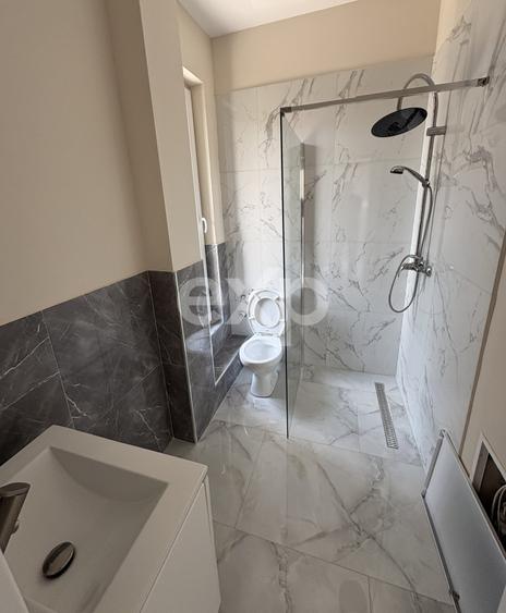 Duplex cu 3 camere cu Canalizare în Mărăcineni