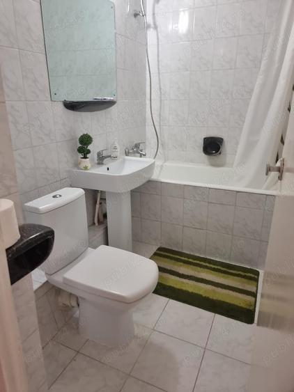 Apartament cu 3 camere în Nufărul
