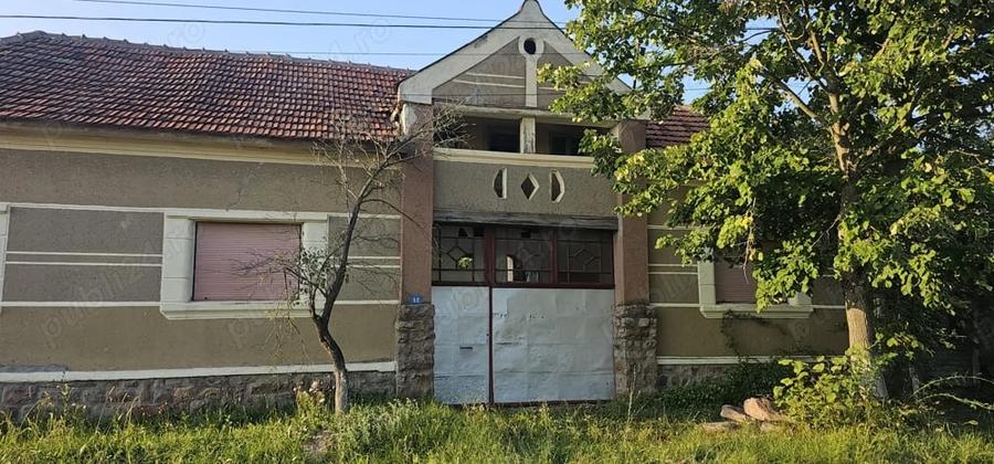 Casă cu 1 camere cu Teren 1500 Mp în Sâmbăta