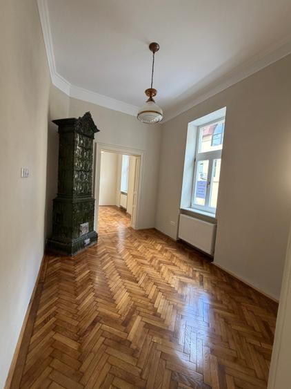 Apartament in vila, curte individuala, parcare auto, strada Avram Iancu - 8