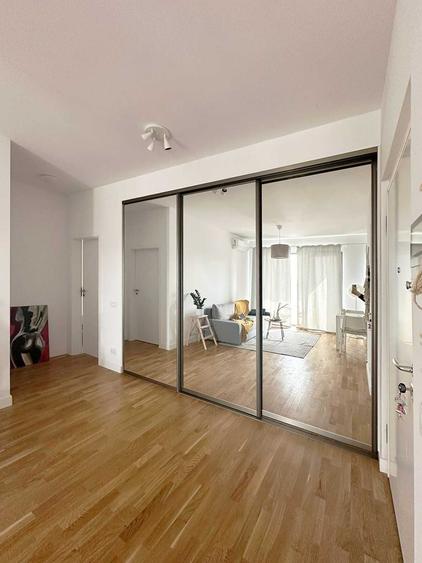Apartament cu 2 camere semidecomandat în Sud