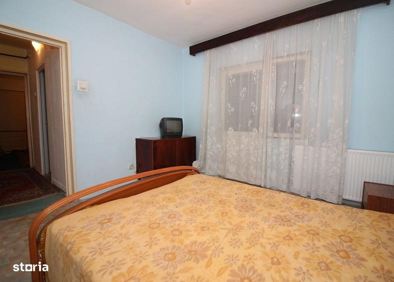 Apartament cu 2 camere decomandat în Energiei