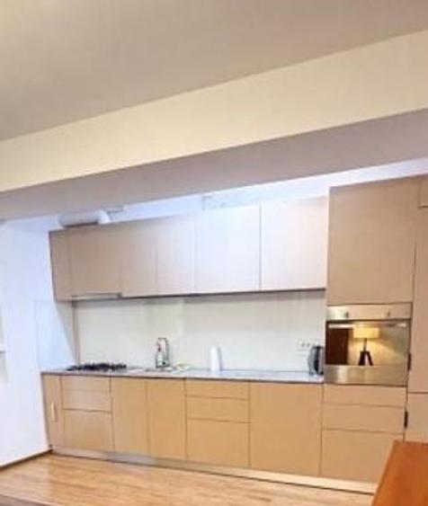 Apartament cu 2 camere semidecomandat, mobilat în Vitan