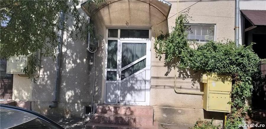 Vand casa cu etaj/ spatiu comercial in Ramnicu Sarat - 1
