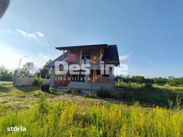 Casă cu 4 camere cu Teren 500 Mp în Scorțeni