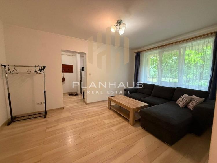 Apartament cu 2 camere semidecomandat, mobilat în Săsar