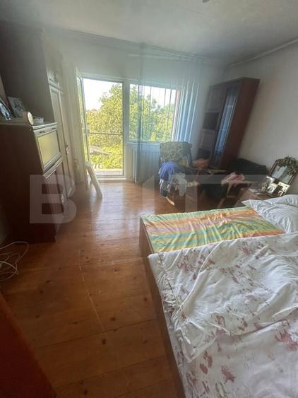 Casă individuală cu 5 camere cu Canalizare în Ghirodei
