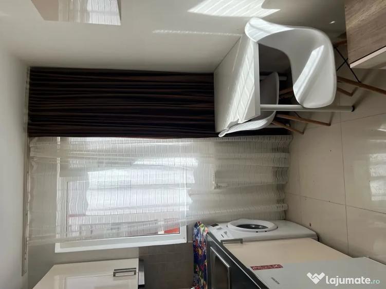 Garsonieră nedecomandată în Apărătorii Patriei