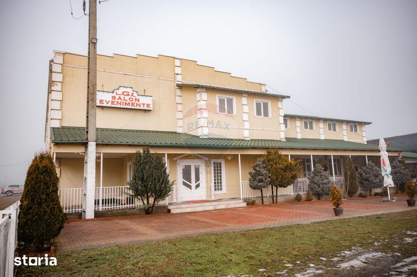 Spațiu comercial, de 1,132 mp, în Vânători-Neamț